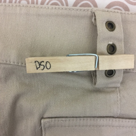 Cache Women's Tan Khaki Cropped Capris Size 6 D50 - Picture 4 of 4